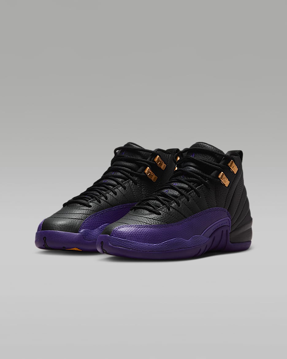 Air Jordan 12 Retro Big Kids Shoes. Nike